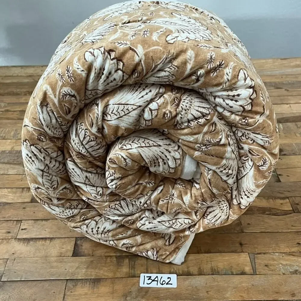 Threshold King Tan Floral Bedspread Reversible Linen Blend